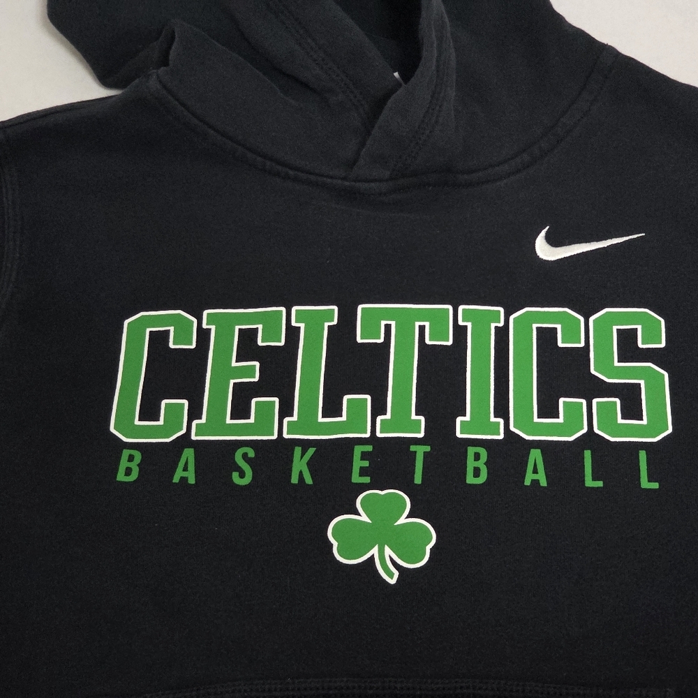 Nike Kids Celtics Basketball Hoodie - Black and Green - Picture 5 of 6